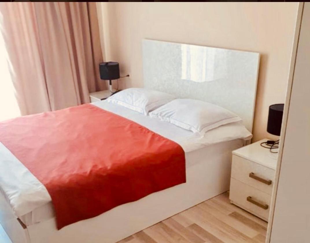 Hotel Tsereteli Batumi Exteriör bild